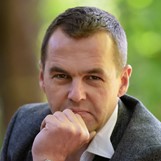 Peter Uhlhaas